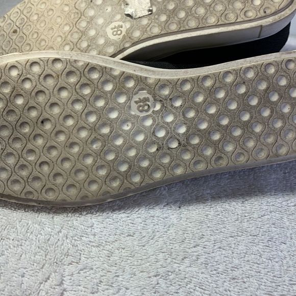 Women’s Material Girls black high tops size 8.5 booties - Picture 4 of 6